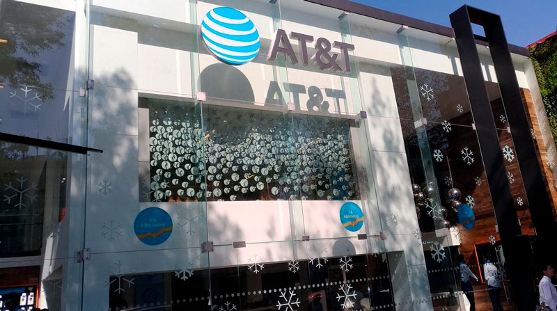 Activa tu eSIM en una tienda de AT&T México